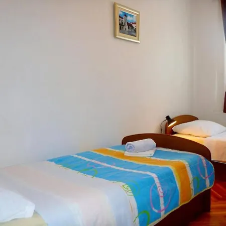 Apartment Beachfront Mastrinka With Sea View