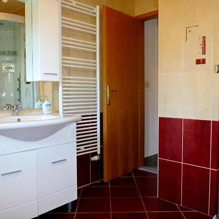 Beachfront Mastrinka With Sea View Apartment